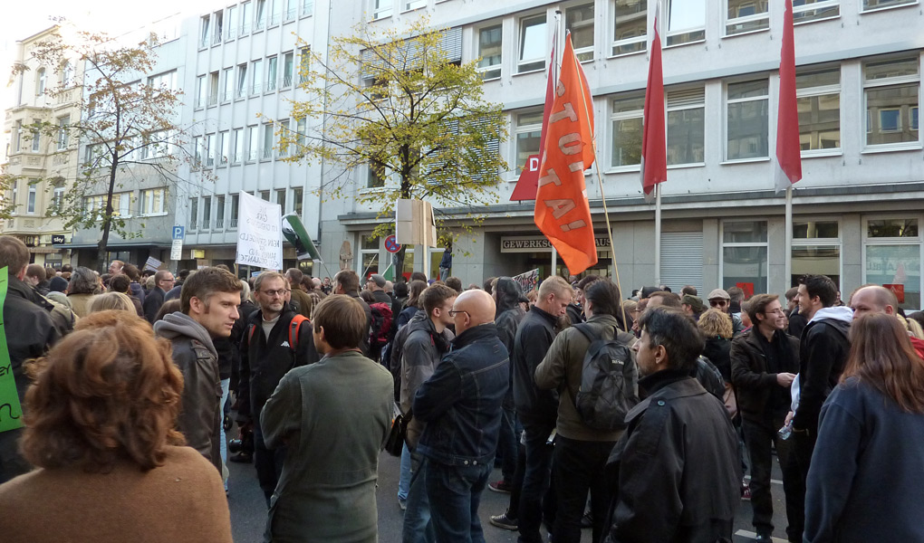 Occupy Düsseldorf Bild der Demo vom 15.10.2011